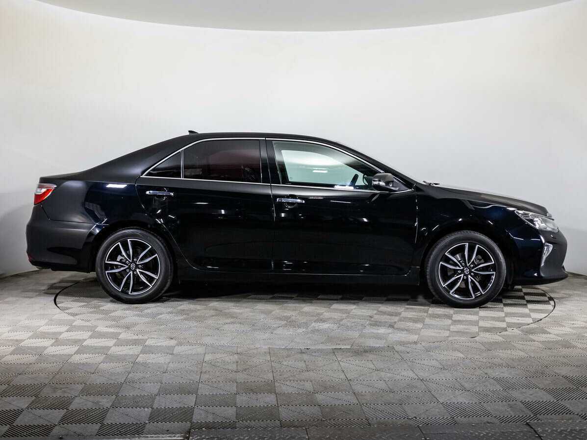 Toyota Camry, 2017 - фото №4