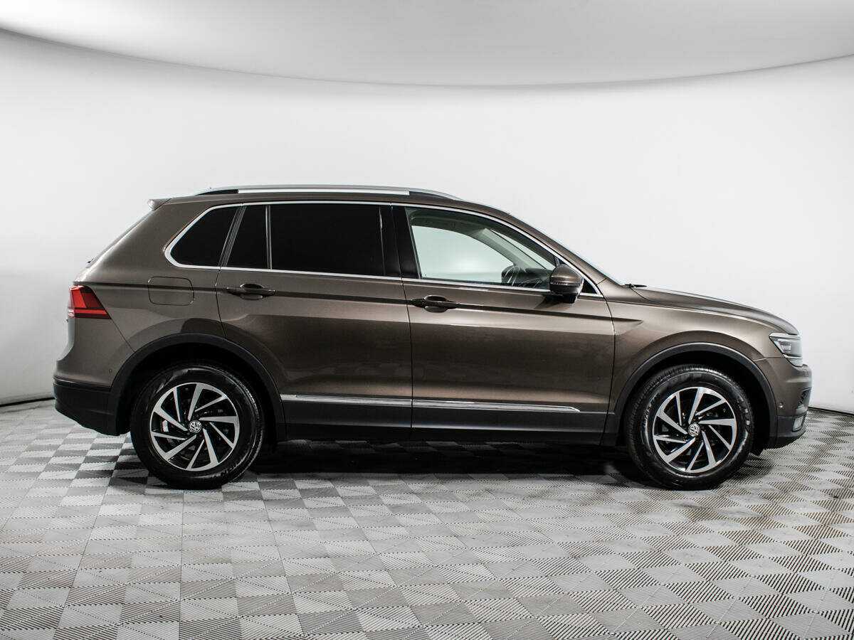 Volkswagen Tiguan, 2018 - фото №4