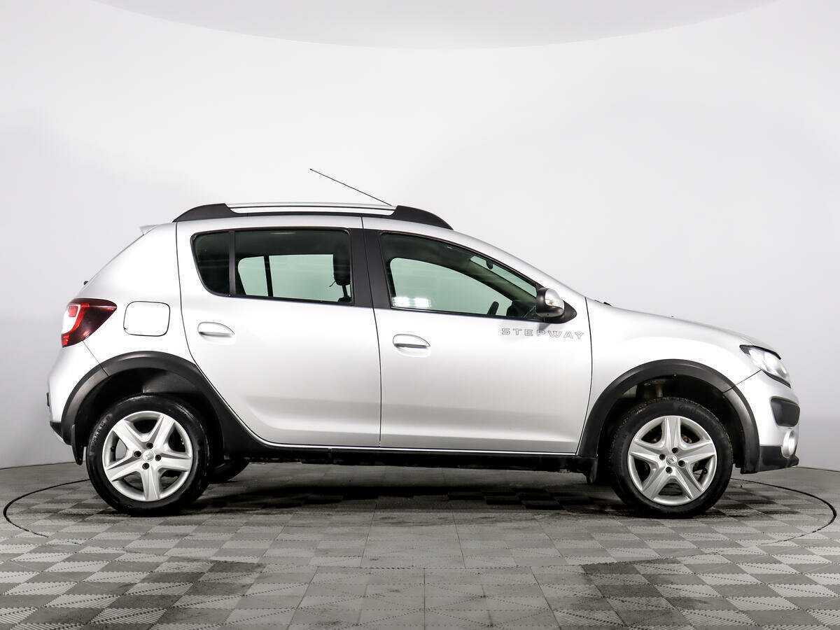 Renault Sandero Stepway, 2016 - фото №4