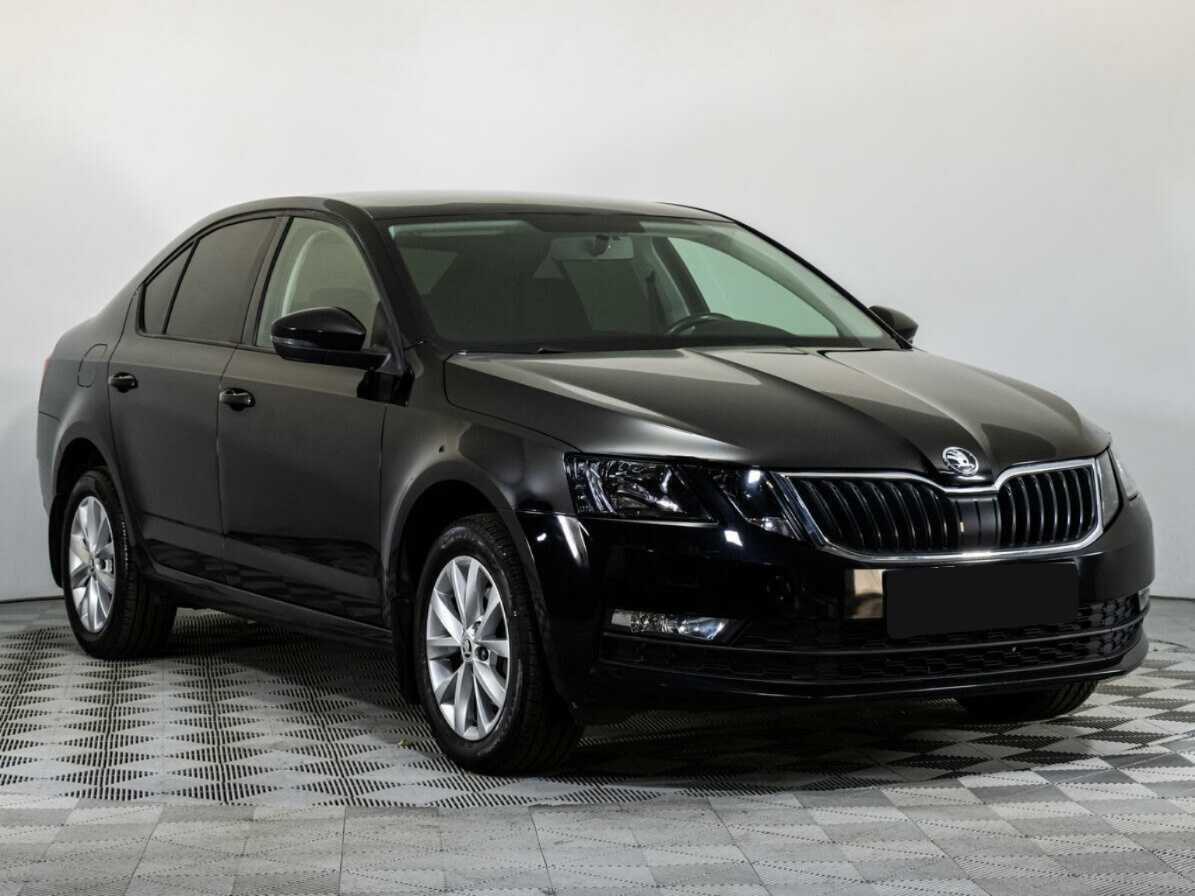 Skoda Octavia, 2018 - фото №3