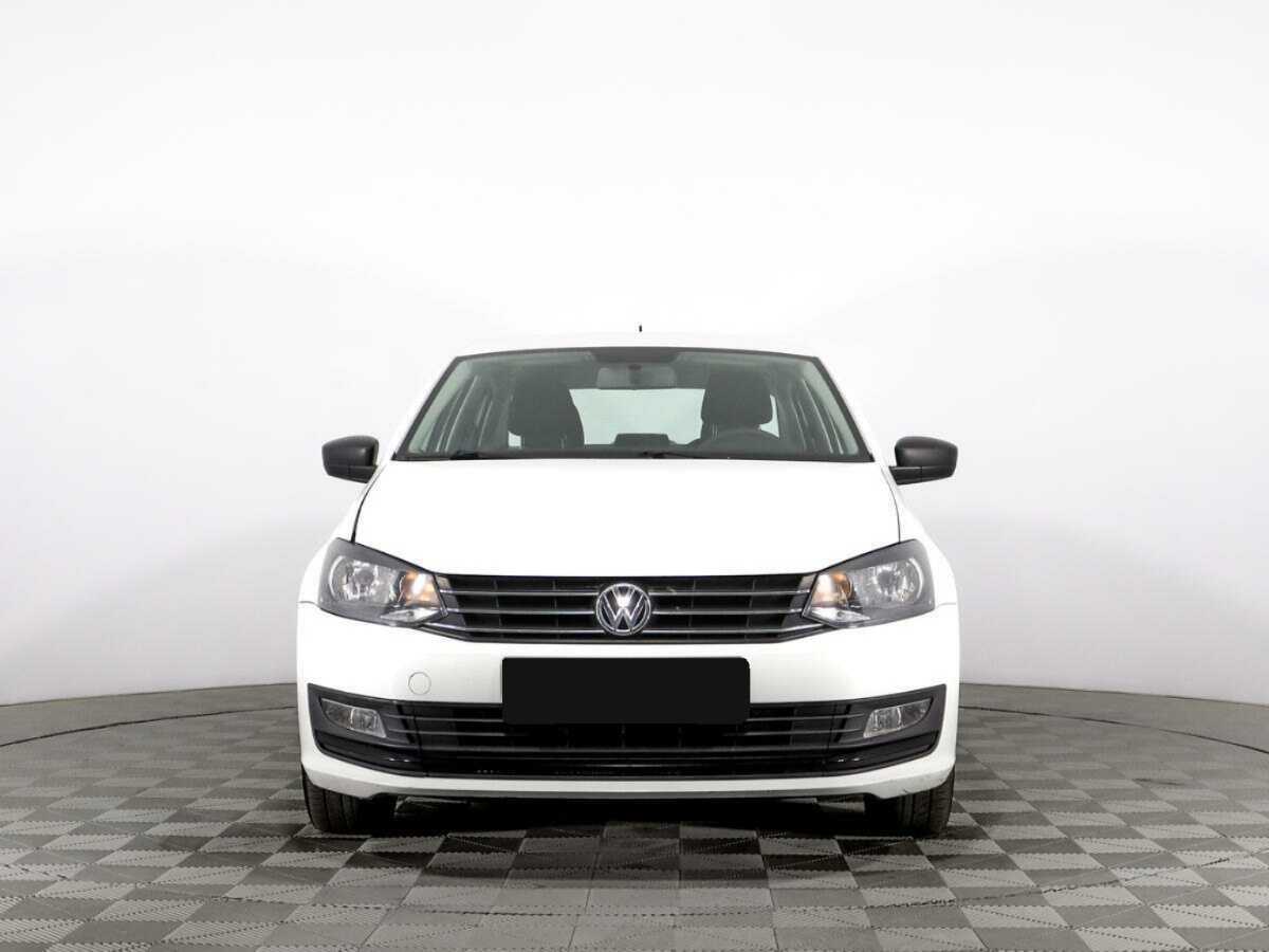 Volkswagen Polo, 2018 - фото №2