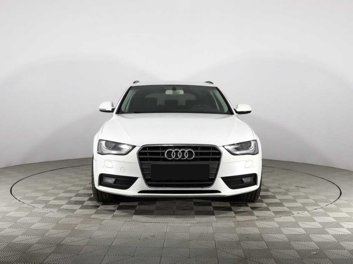 Audi A4, 2013 - фото №2