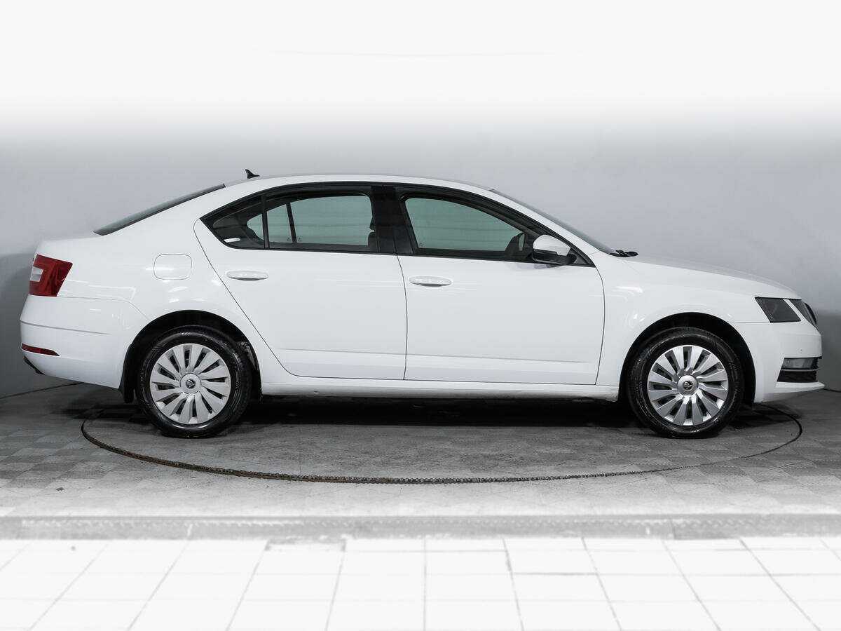 Skoda Octavia, 2019 - фото №4