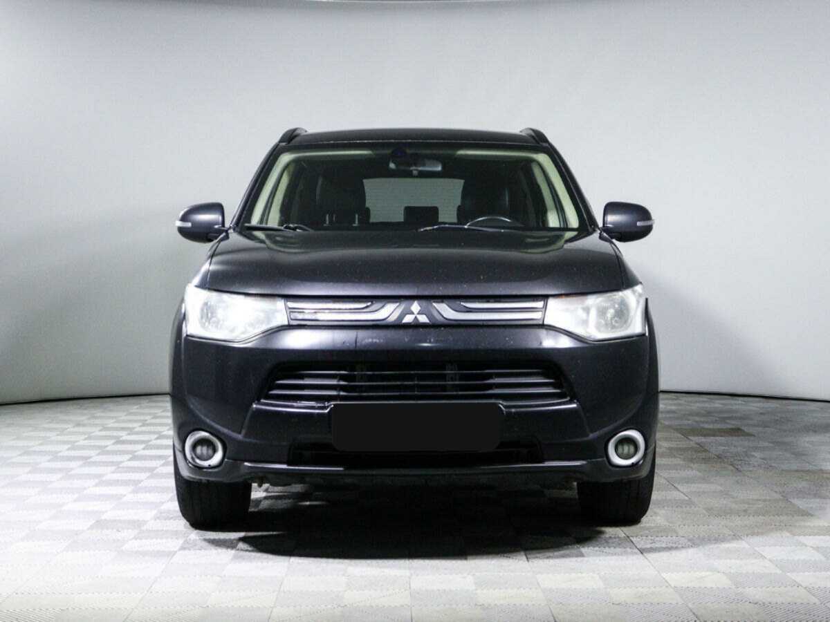 Mitsubishi Outlander, 2012 - фото №2