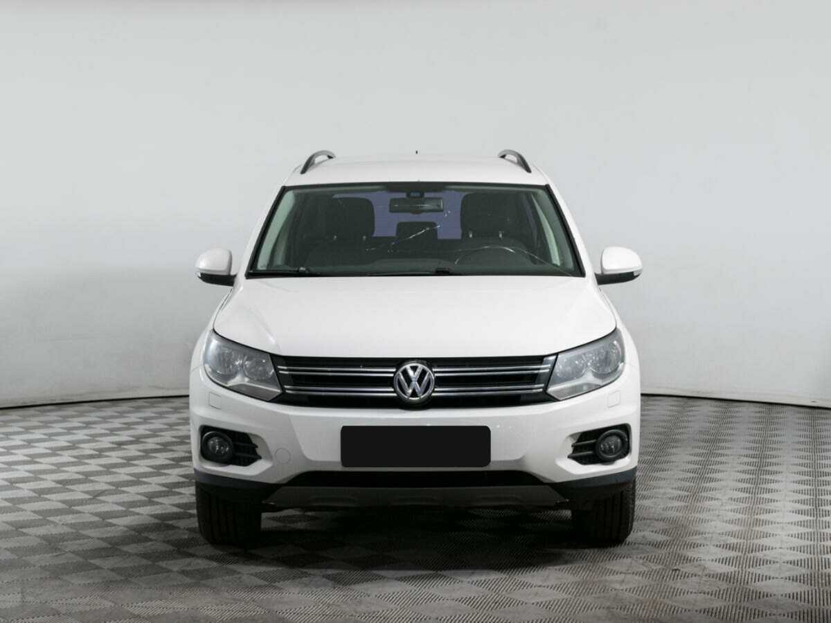 Volkswagen Tiguan, 2013 - фото №2