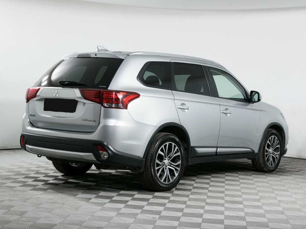 Mitsubishi Outlander, 2017 - фото №4