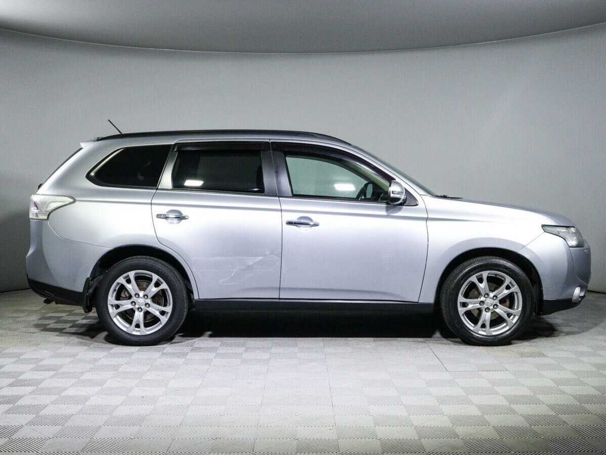 Mitsubishi Outlander, 2012 - фото №4