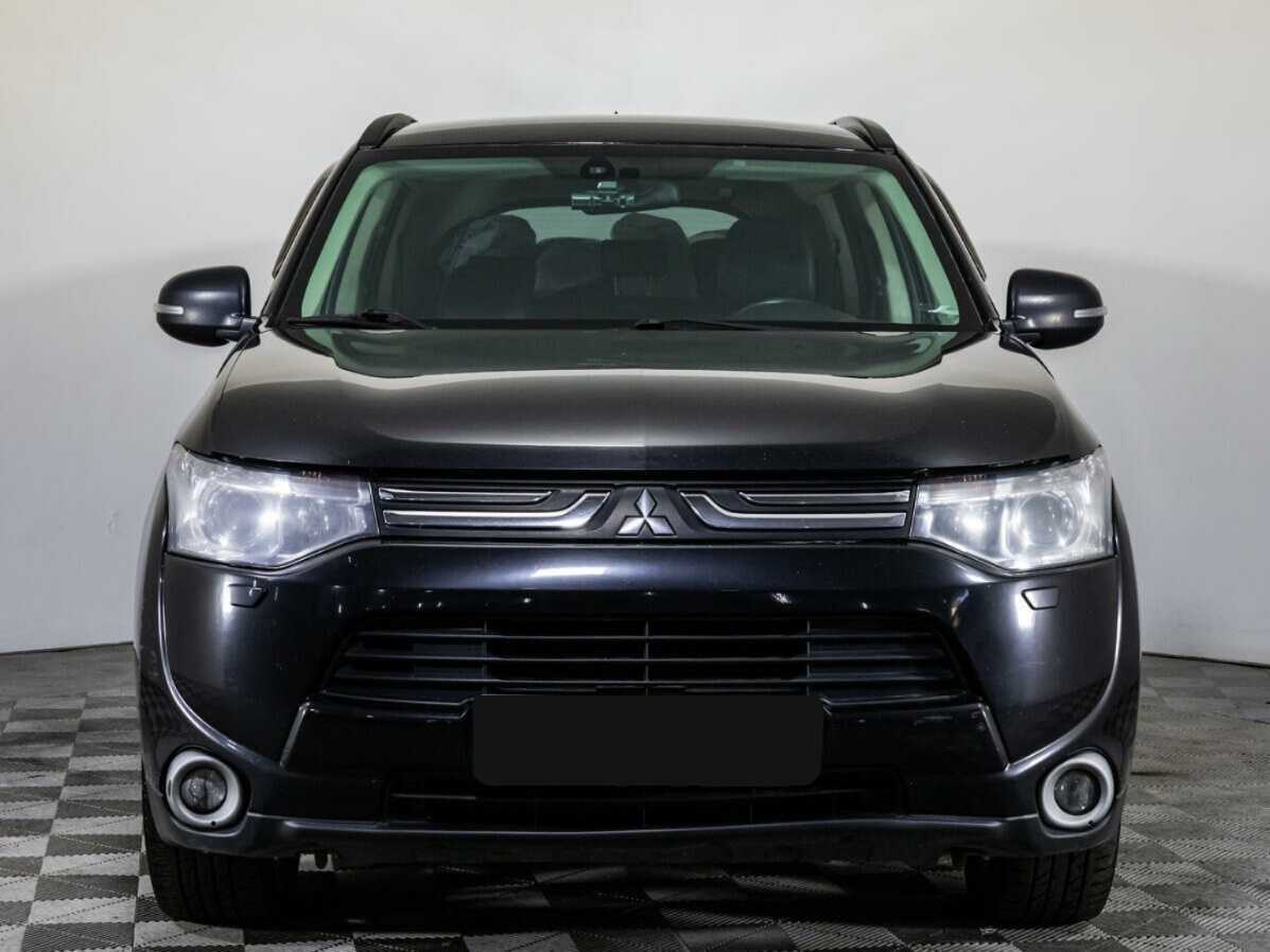Mitsubishi Outlander, 2012 - фото №2