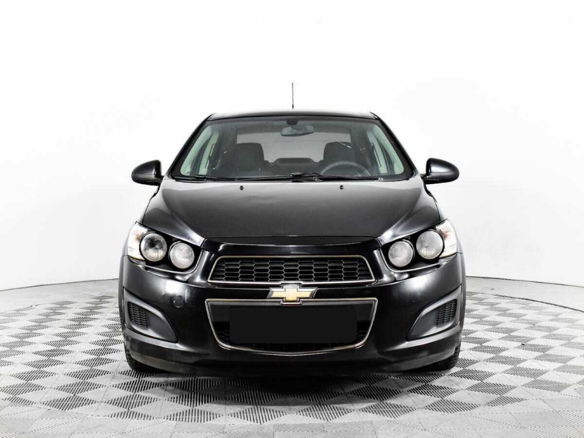 Chevrolet Aveo, 2014 - фото №2