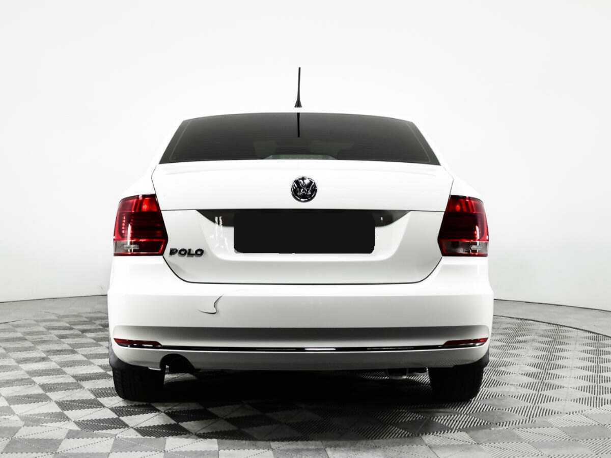 Volkswagen Polo, 2015 - фото №4