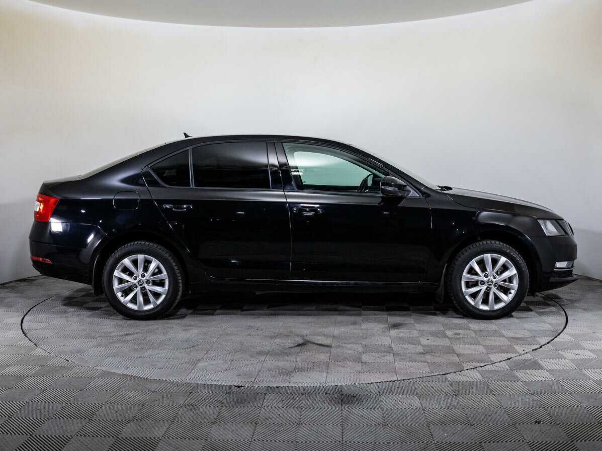 Skoda Octavia, 2017 - фото №4