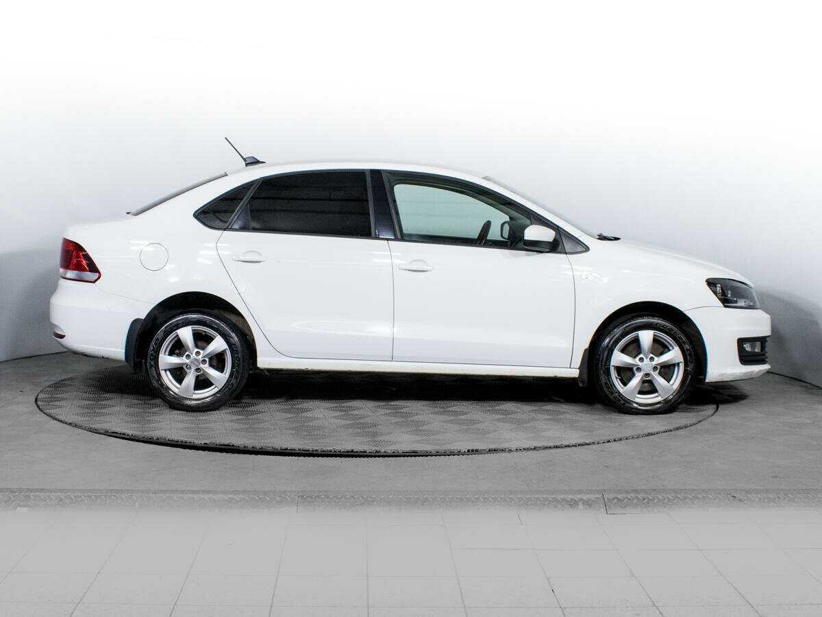 Volkswagen Polo, 2017 - фото №4