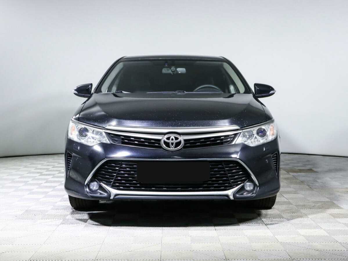 Toyota Camry, 2016 - фото №2