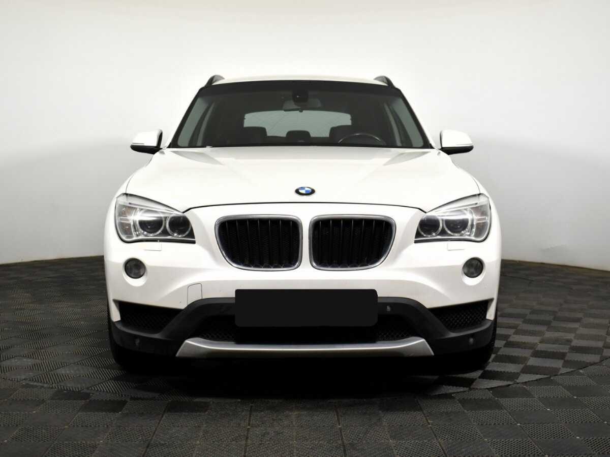 BMW X1 20d, 2014 - фото №2