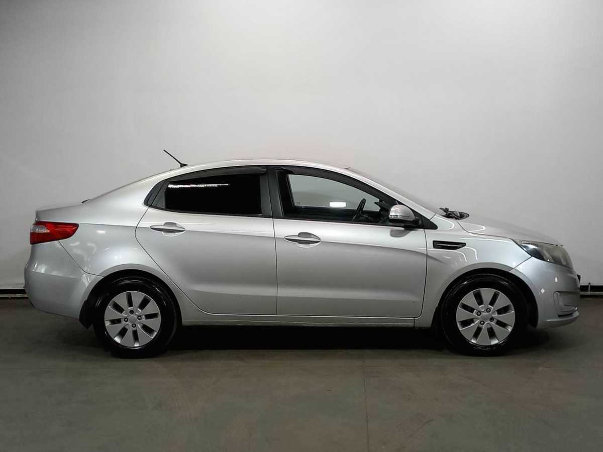Kia Rio 4-speed, 2013 - фото №4