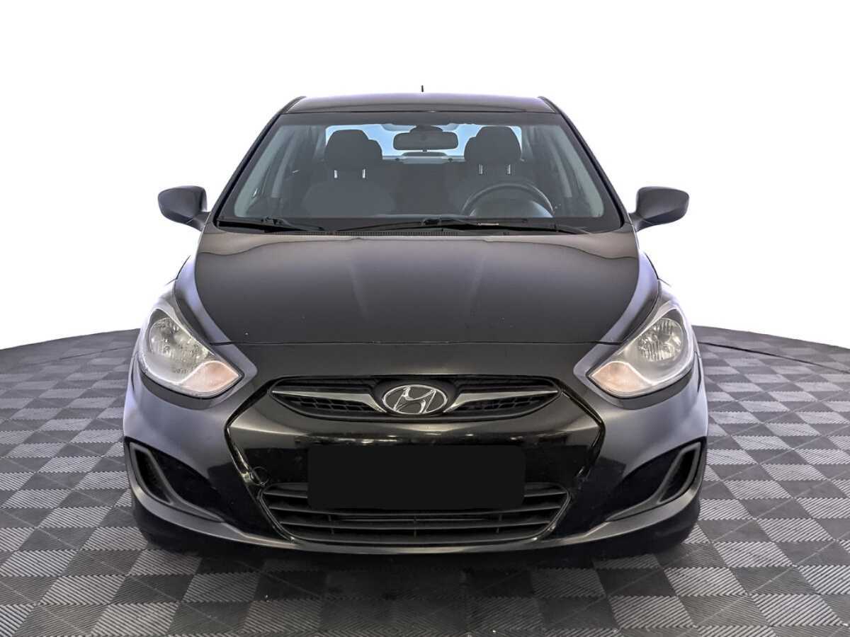 Hyundai Solaris, 2013 - фото №2