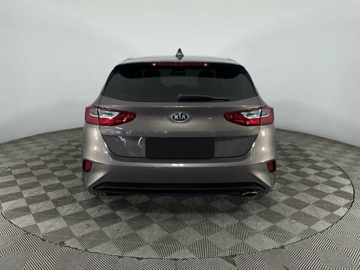 Kia Ceed, 2018 - фото №3