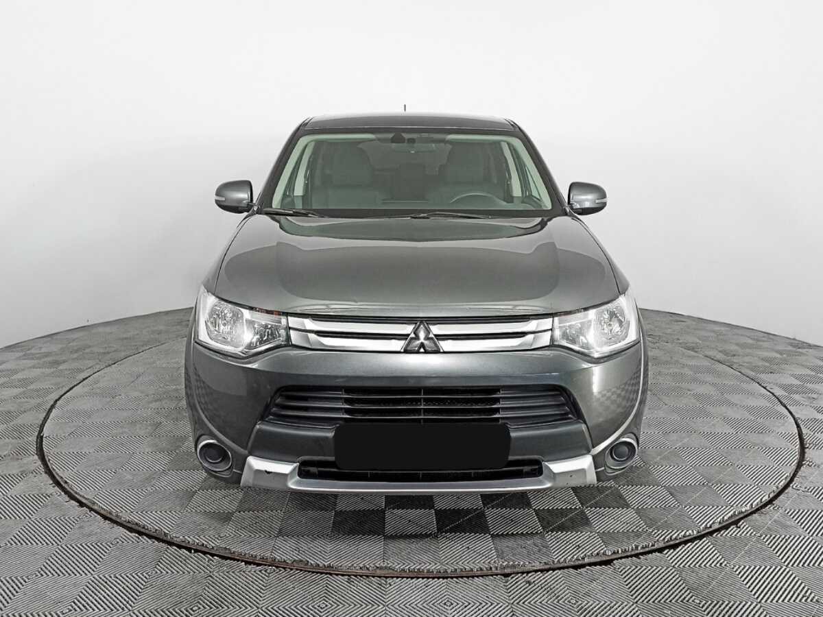 Mitsubishi Outlander, 2014 - фото №2
