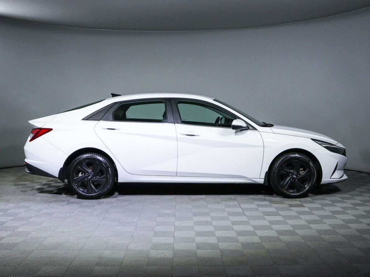 Hyundai Elantra, 2021 - фото №4