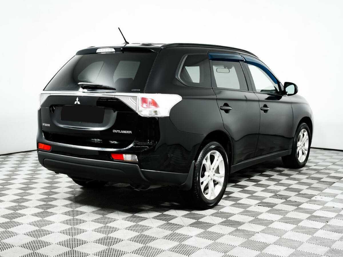 Mitsubishi Outlander, 2012 - фото №4