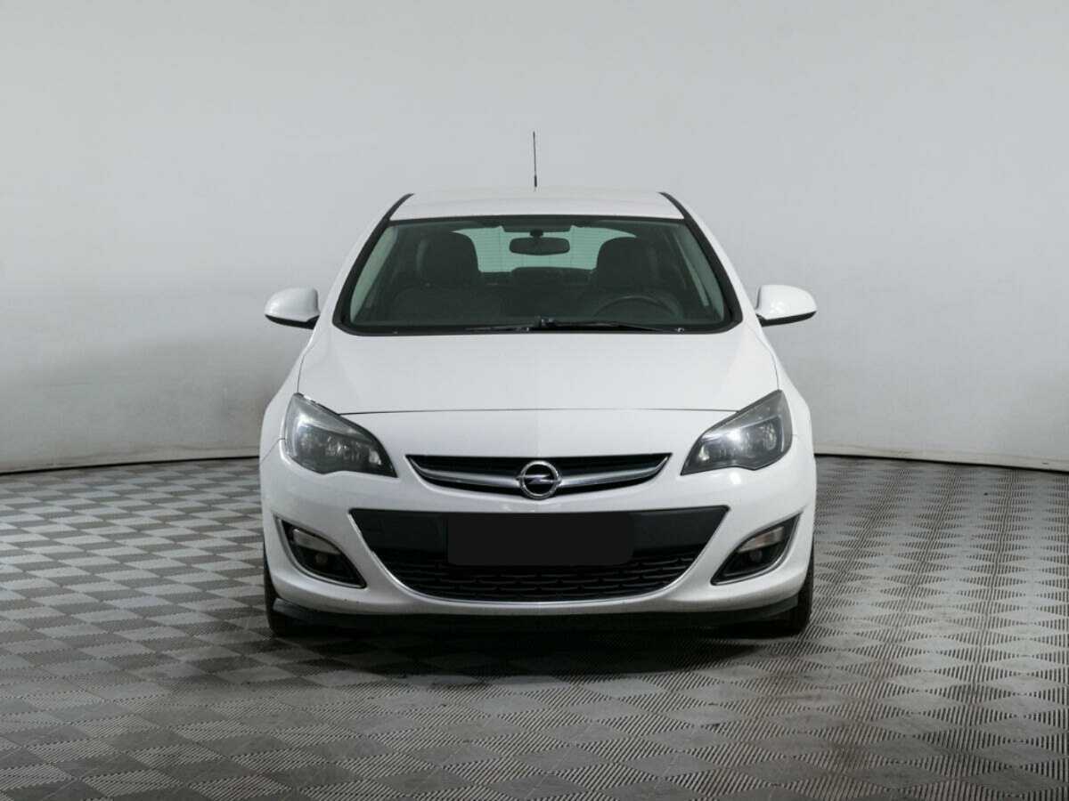 Opel Astra, 2013 - фото №2