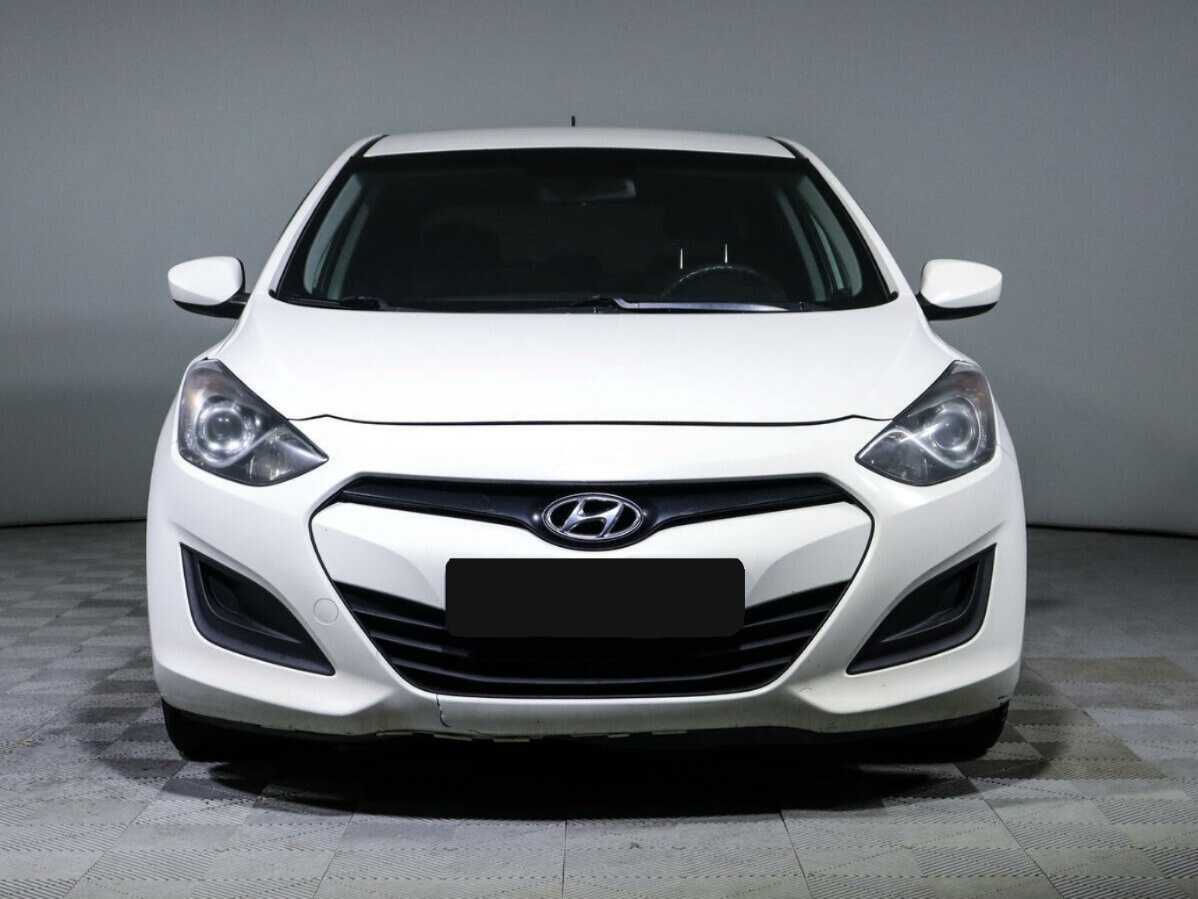 Hyundai i30, 2013 - фото №2