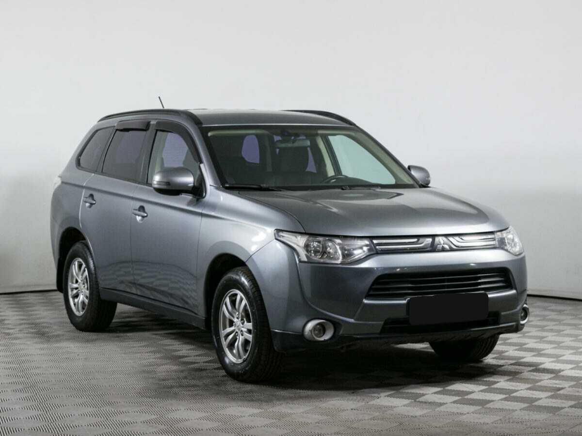 Mitsubishi Outlander, 2012 - фото №3