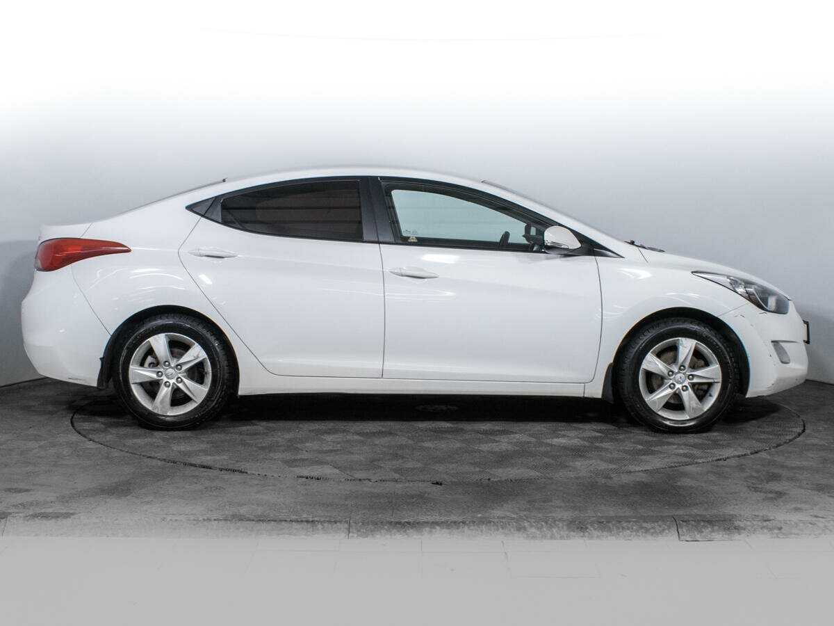 Hyundai Elantra, 2013 - фото №4