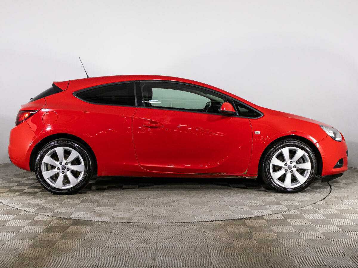 Opel Astra GTC, 2013 - фото №4
