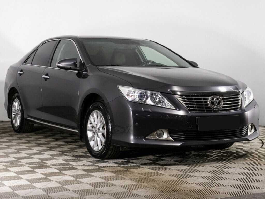 Toyota Camry, 2012 - фото №3