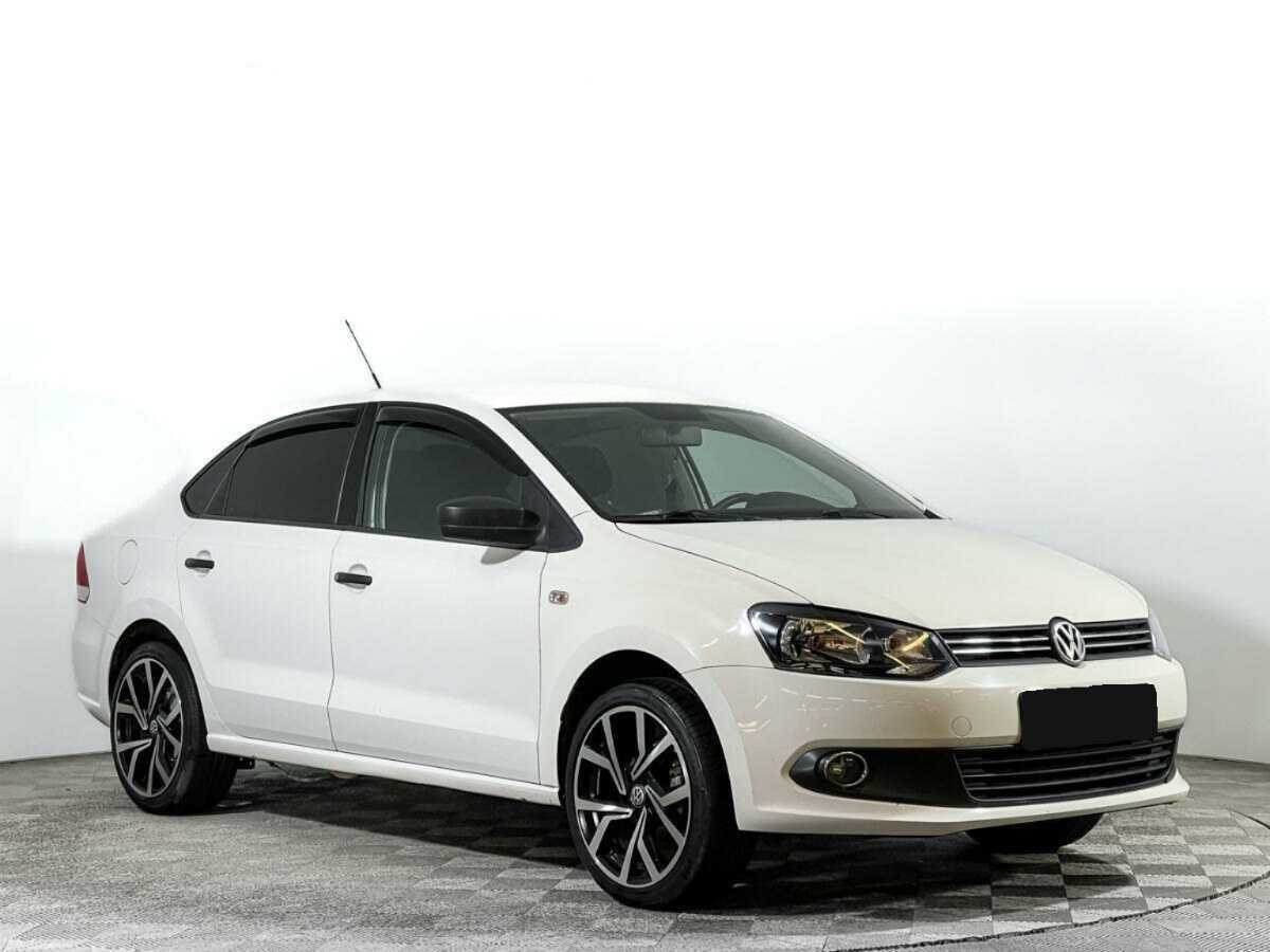 Volkswagen Polo, 2012 - фото №3