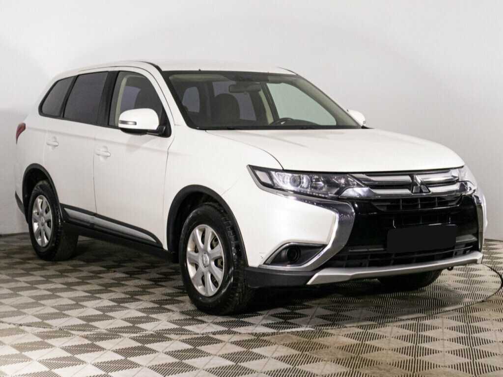 Mitsubishi Outlander, 2018 - фото №3