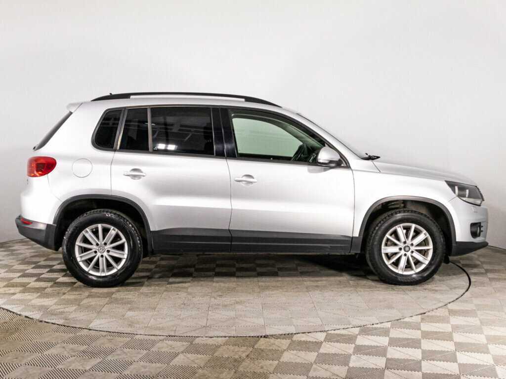Volkswagen Tiguan, 2014 - фото №4
