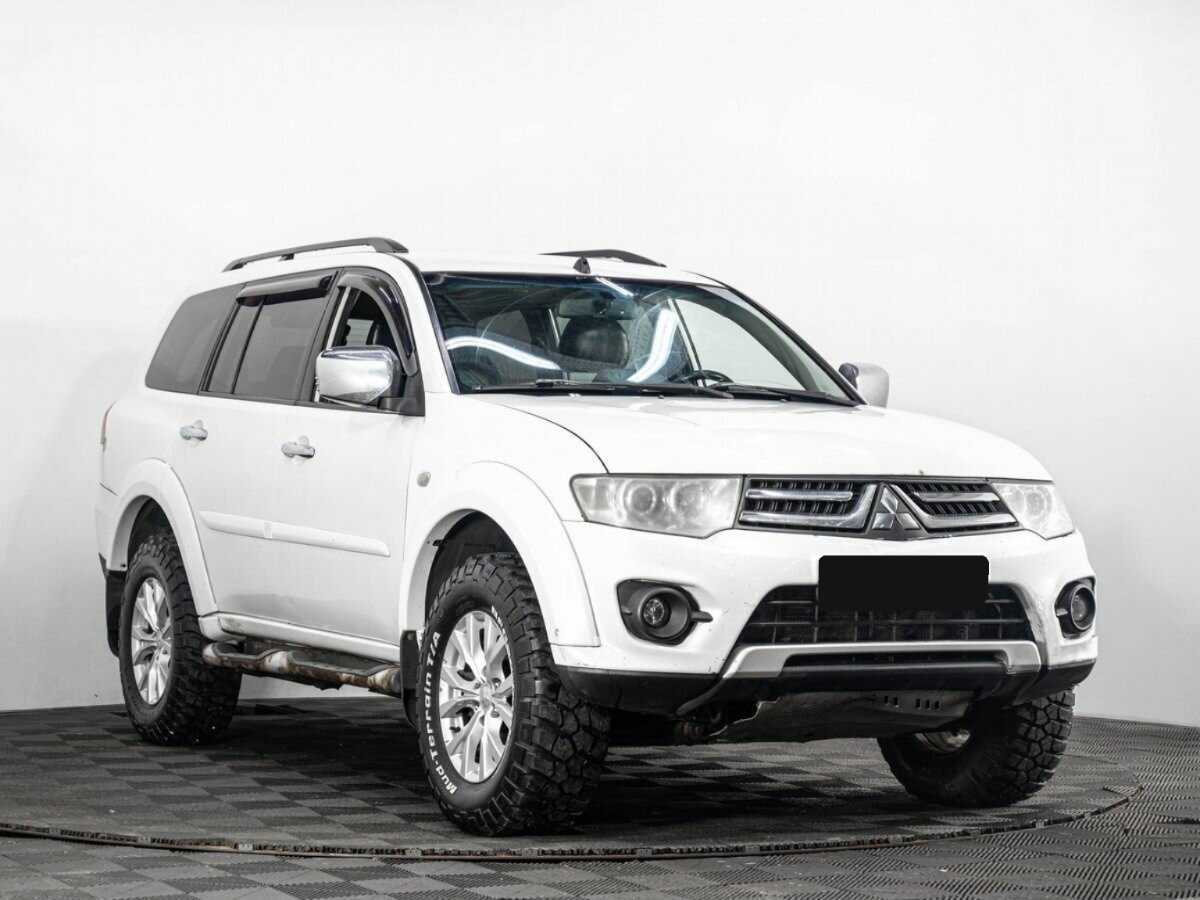 Mitsubishi Pajero Sport, 2014 - фото №3