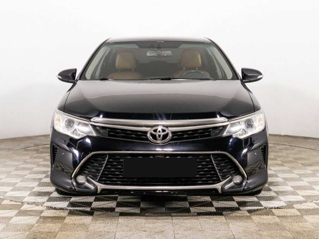 Toyota Camry, 2017 - фото №2