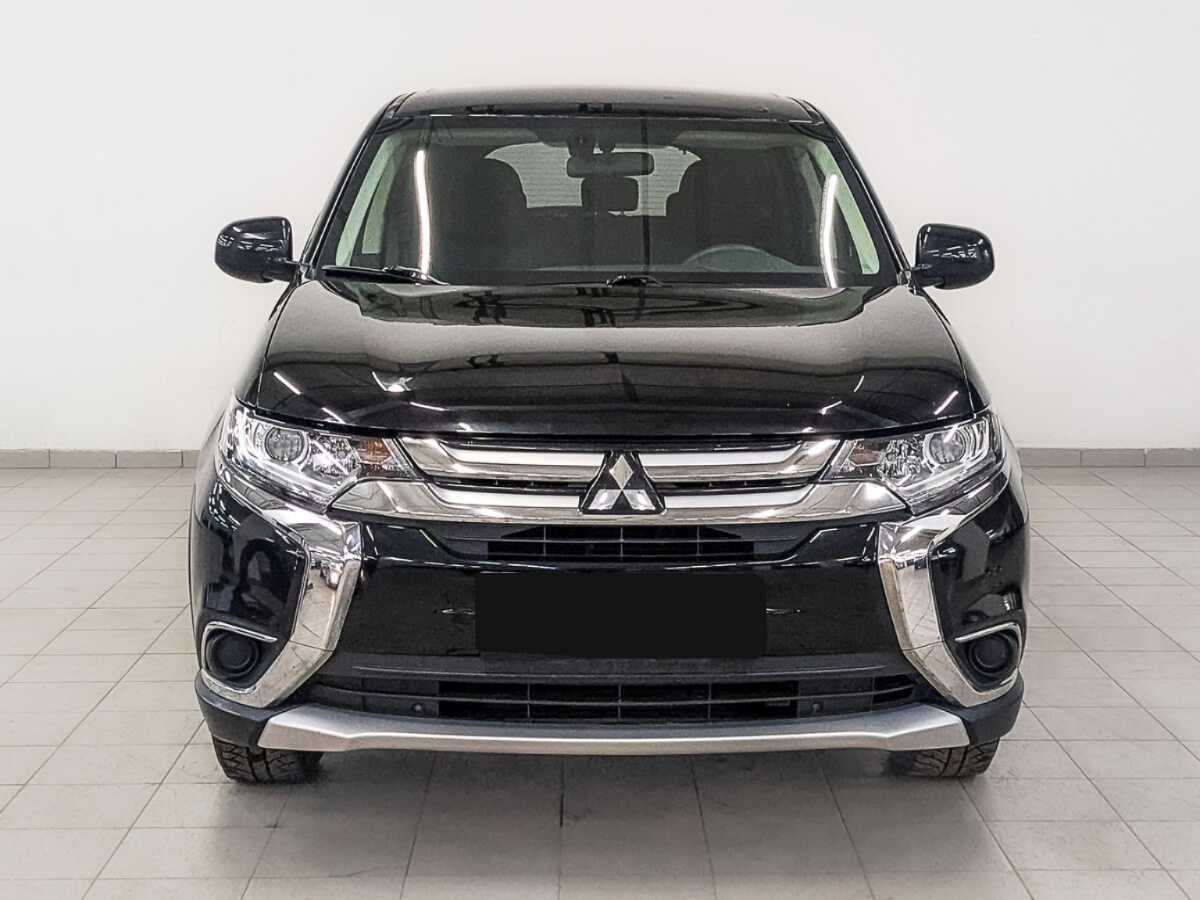 Mitsubishi Outlander, 2018 - фото №2