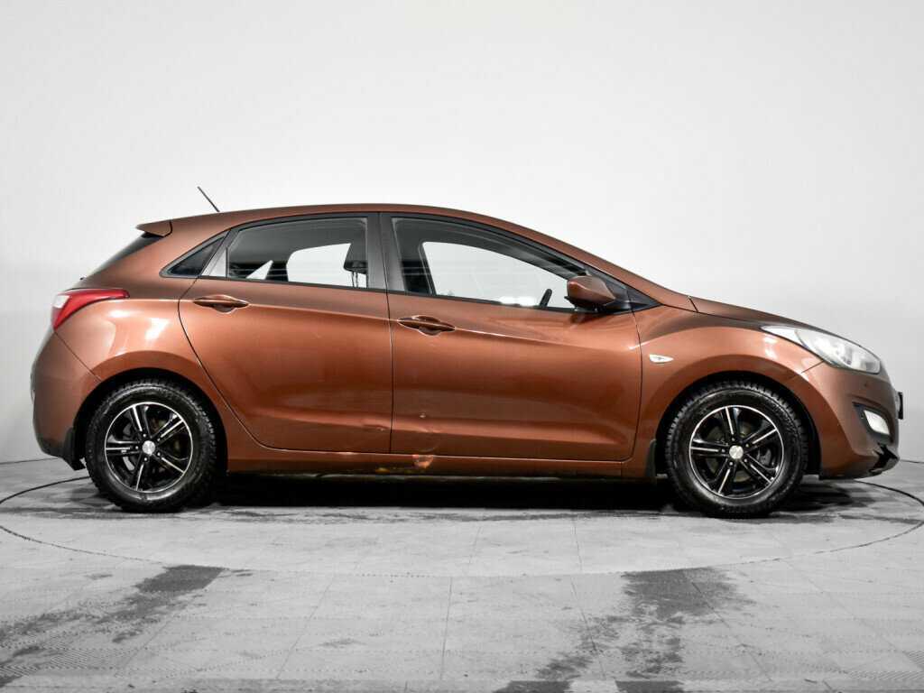 Hyundai i30, 2013 - фото №4