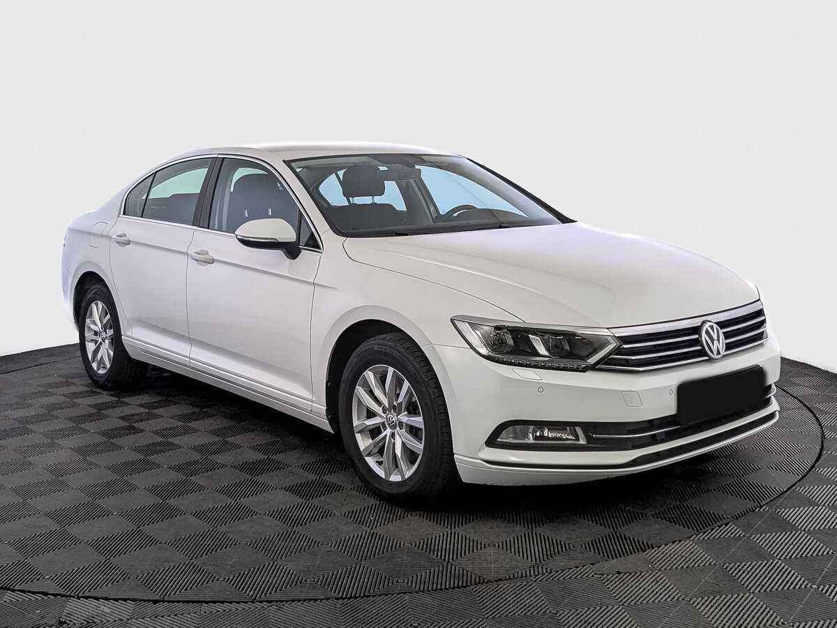 Volkswagen Passat, 2019 - фото №3