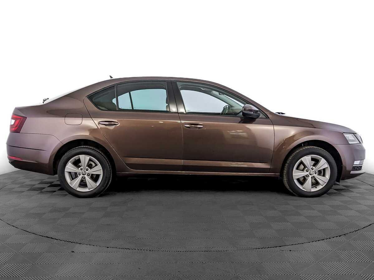 Skoda Octavia, 2019 - фото №4