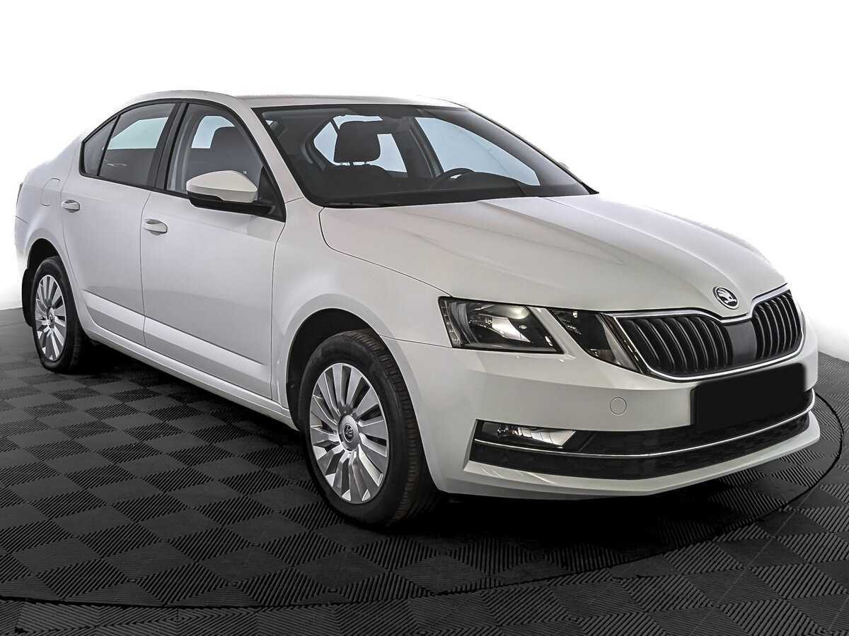 Skoda Octavia, 2018 - фото №3