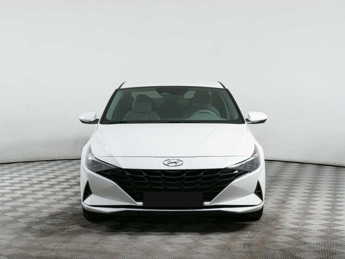 Hyundai Elantra, 2021