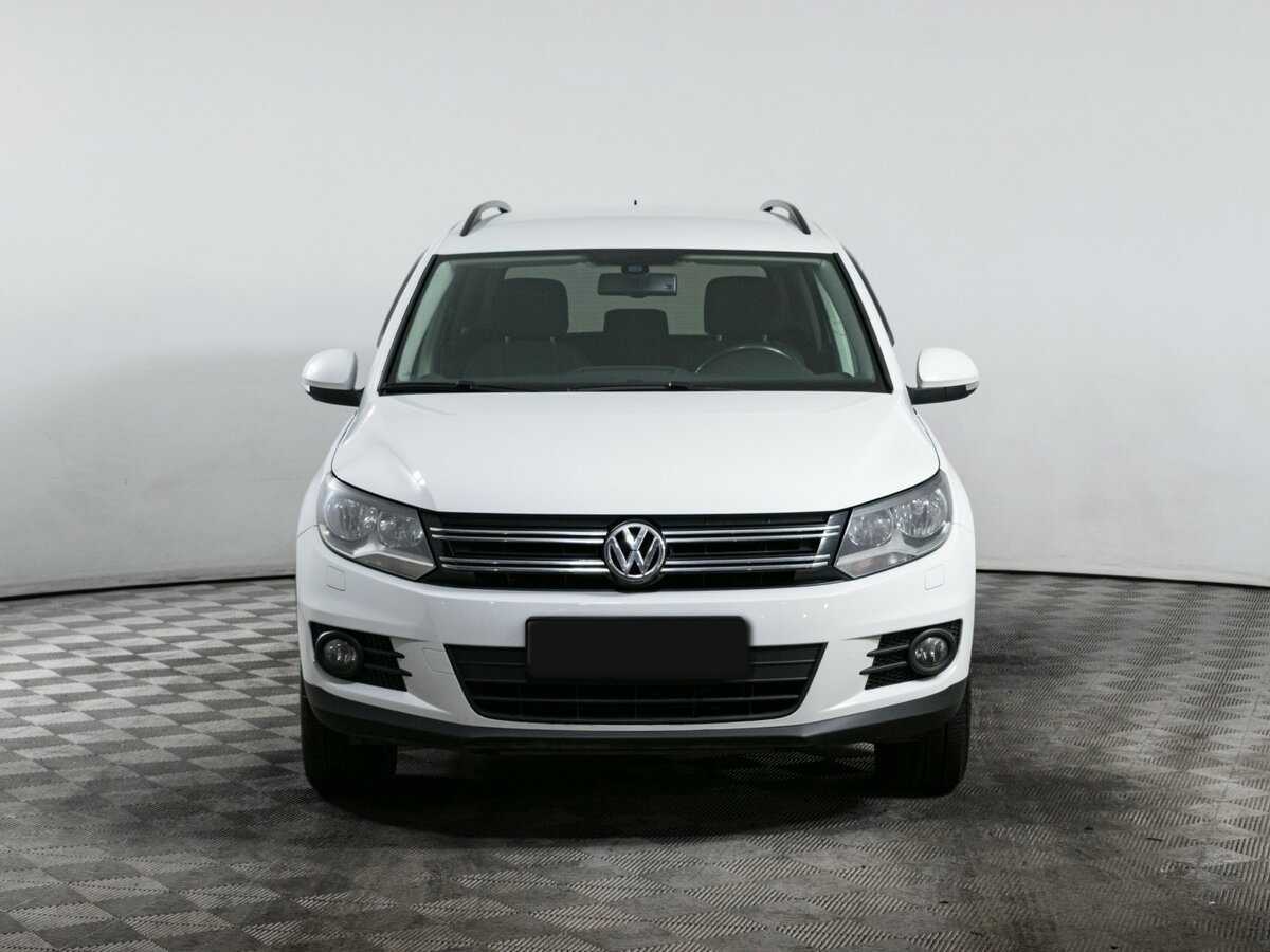 Volkswagen Tiguan, 2015 - фото №2