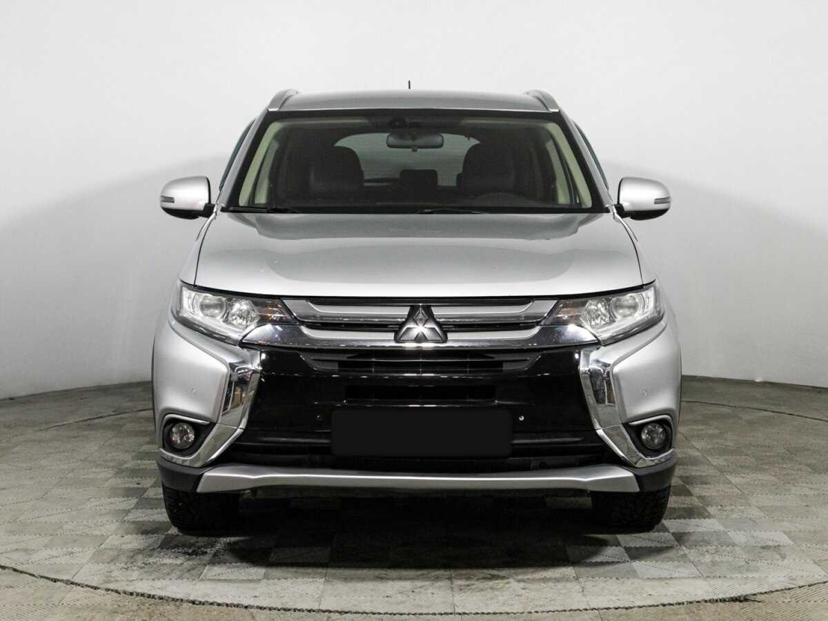Mitsubishi Outlander, 2016 - фото №2