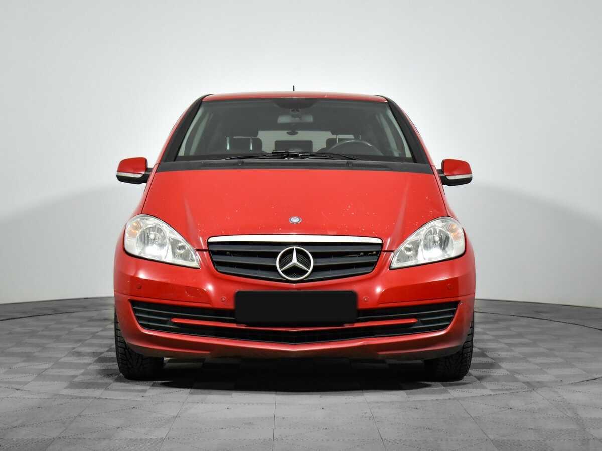 Mercedes-Benz A-Класс 180, 2012 - фото №2