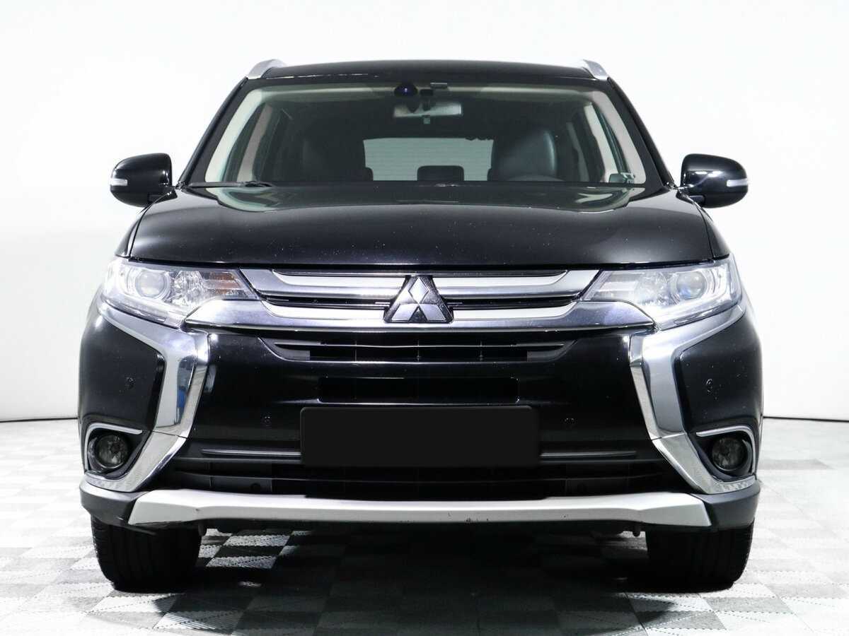 Mitsubishi Outlander, 2018 - фото №2