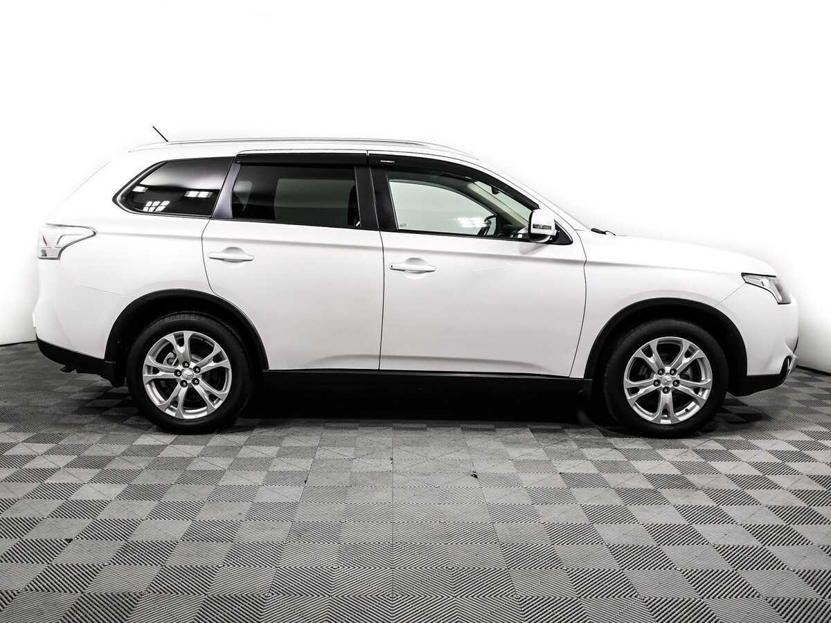 Mitsubishi Outlander, 2014 - фото №4