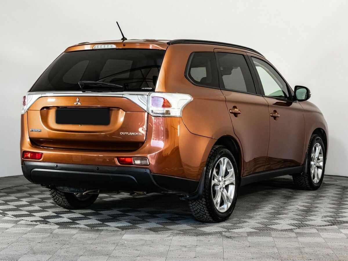 Mitsubishi Outlander, 2012 - фото №4