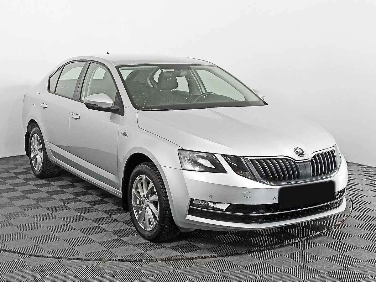 Skoda Octavia, 2018 - фото №3