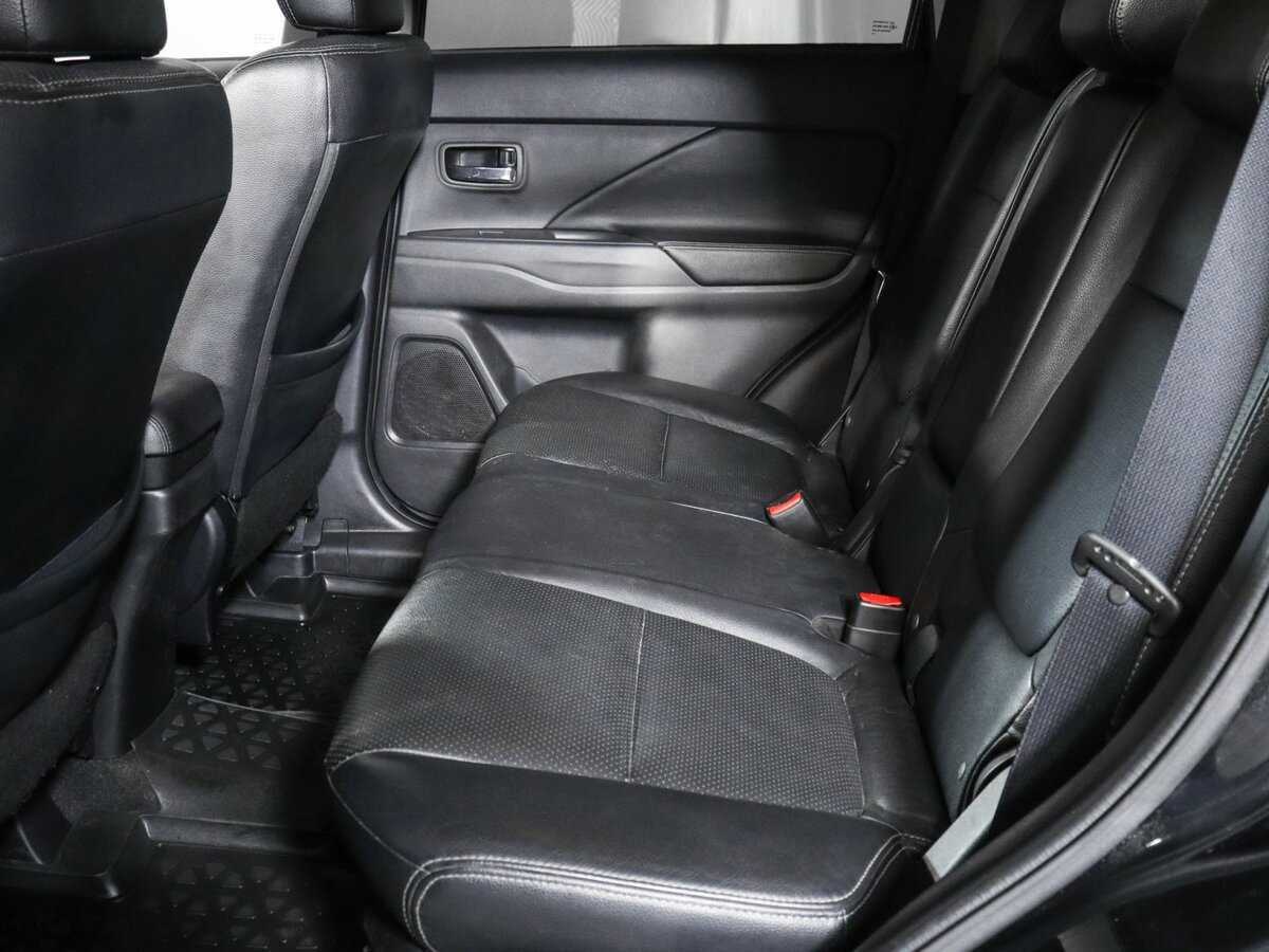 Mitsubishi Outlander, 2014 - фото №4