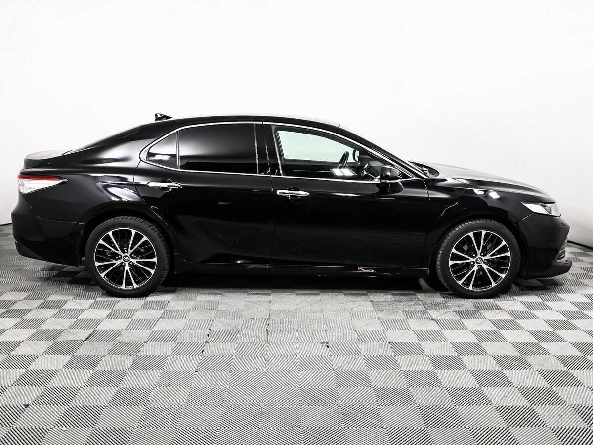 Toyota Camry, 2018 - фото №4